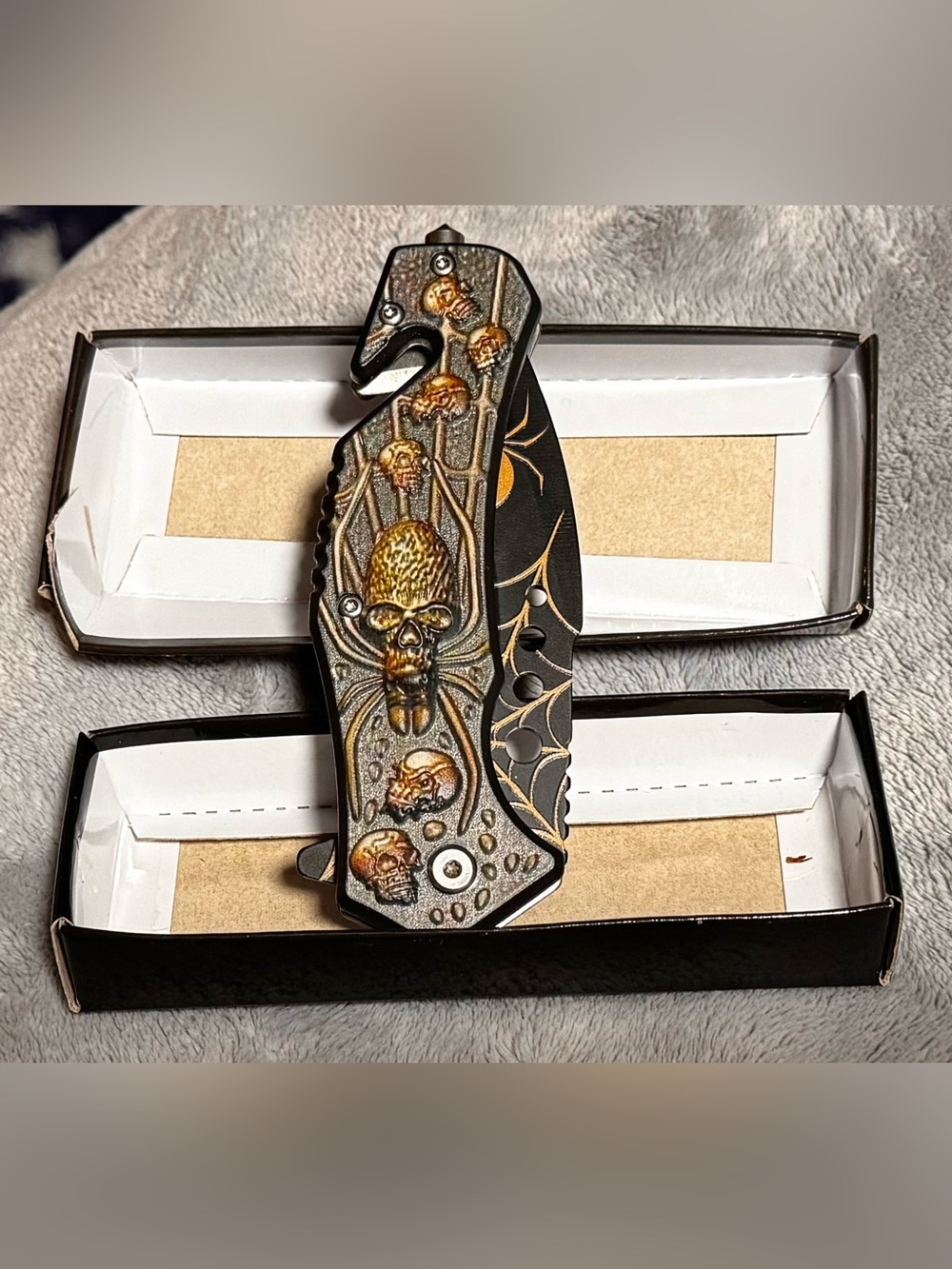 Pocket Knife : “ElitEdge” Gold Skull & Spider Relief - NEW IN BOX